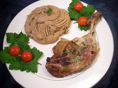 Purée de marrons et cuisses de canard confites