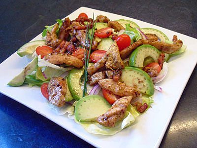 Salade de poulet aux avocats