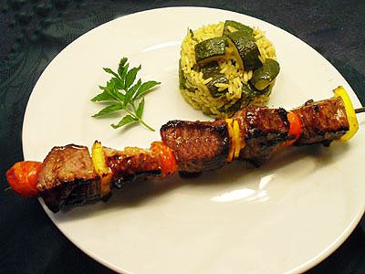 Brochettes de boeuf marinées