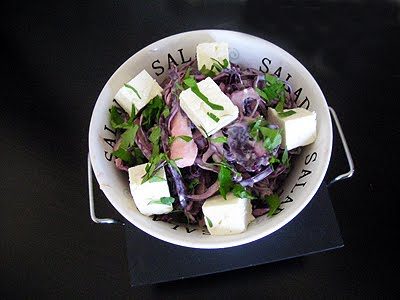 Chou rouge aux pommes et à la feta