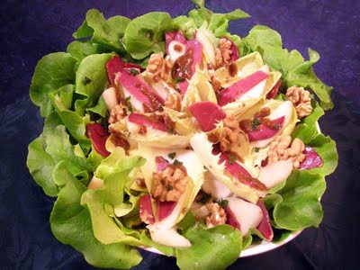 Salade d’endives aux poires et magret