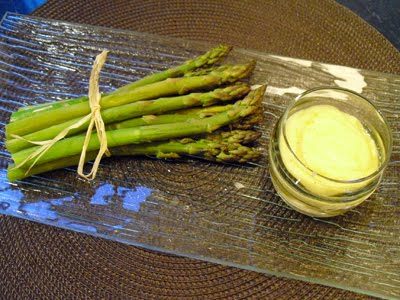 Asperges sauce hollandaise - 1