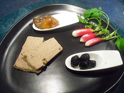 Terrine de foies de volaille aux cèpes et poivre vert - 1