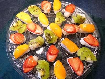 Sushi aux fruits frais