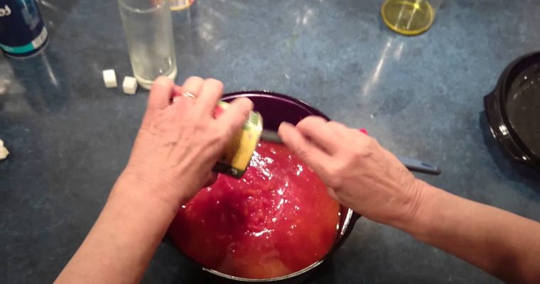 Sauce tomate facile au micro-ondes (vidéo)