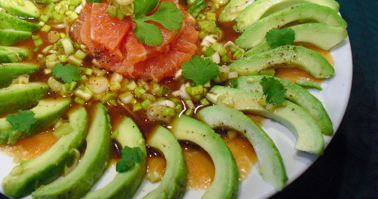 Salade avocat saumon pamplemousse