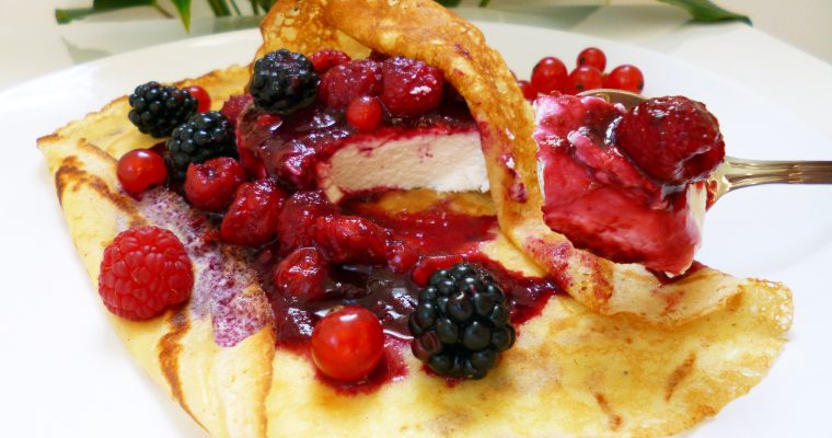 Crêpes au chèvre et coulis de fruits rouges