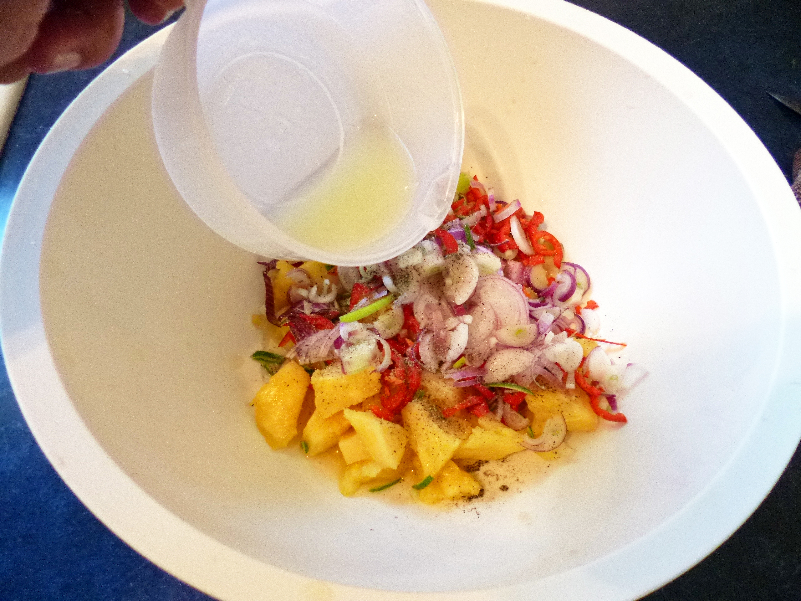Salade de poulet à l'ananas - 7