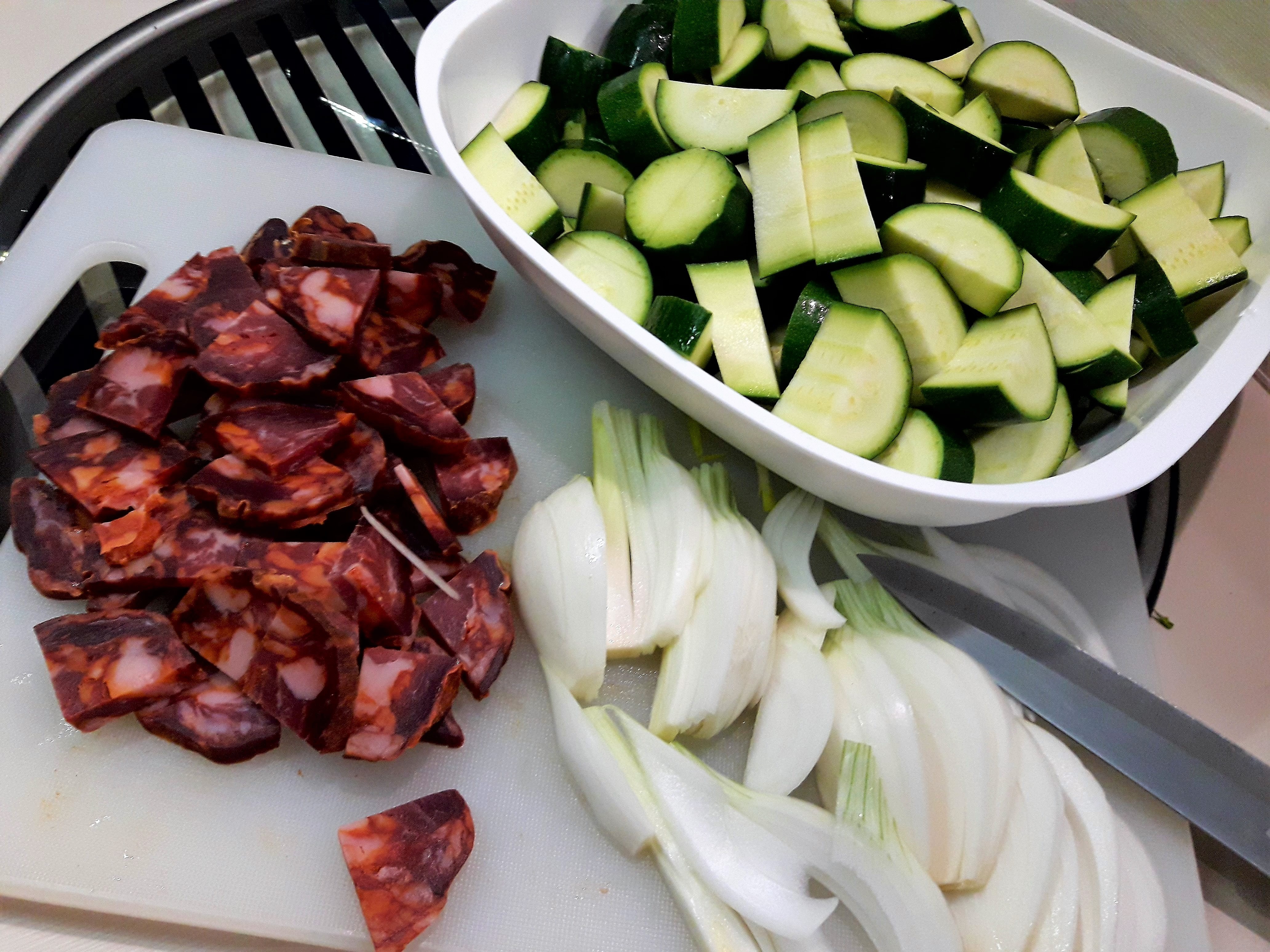 Courgettes au chorizo et amandes - 2