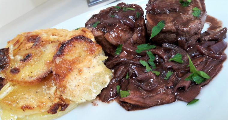 Médaillons de porc sauce au vin