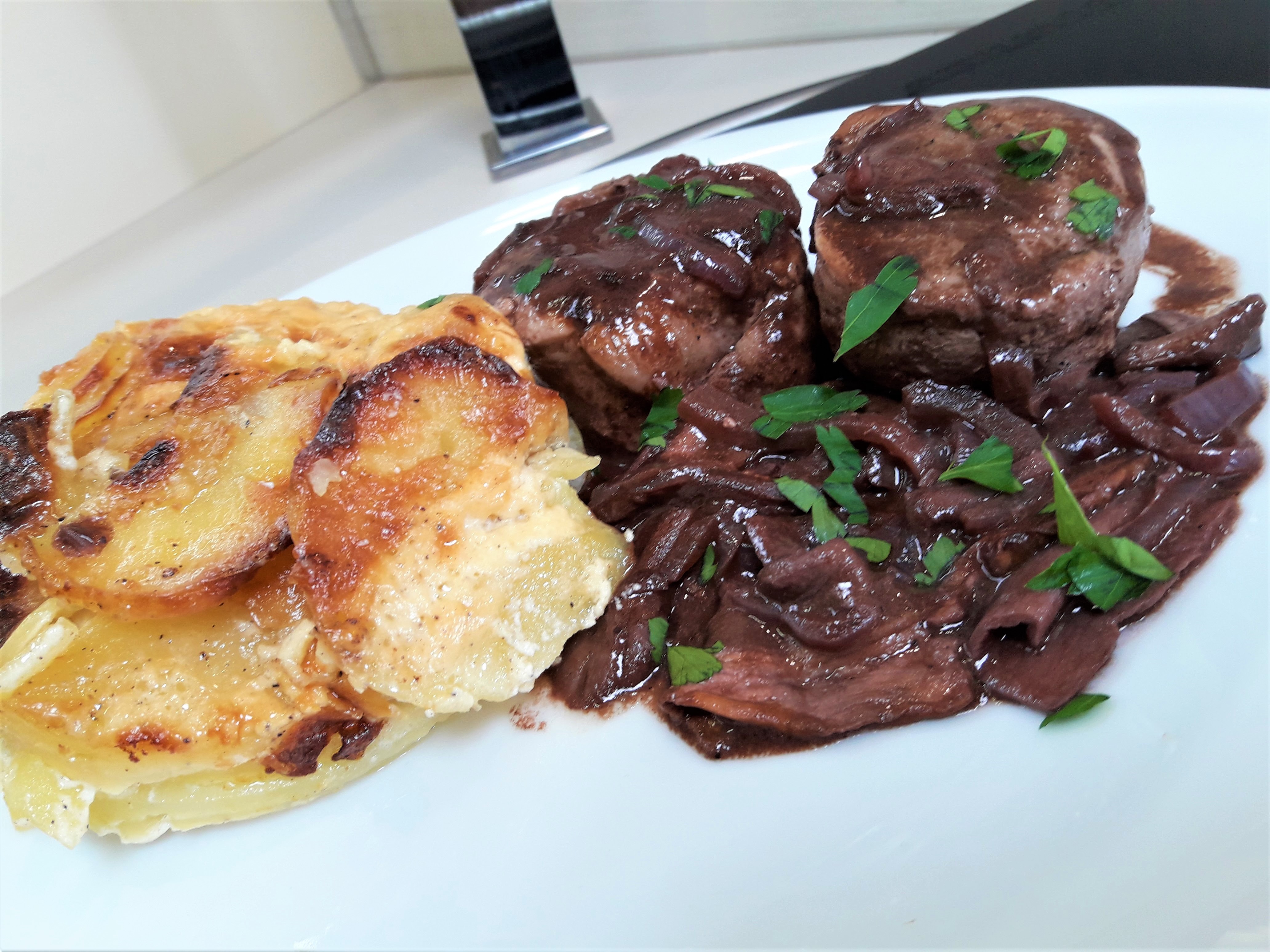 Médaillons de porc sauce au vin - 1