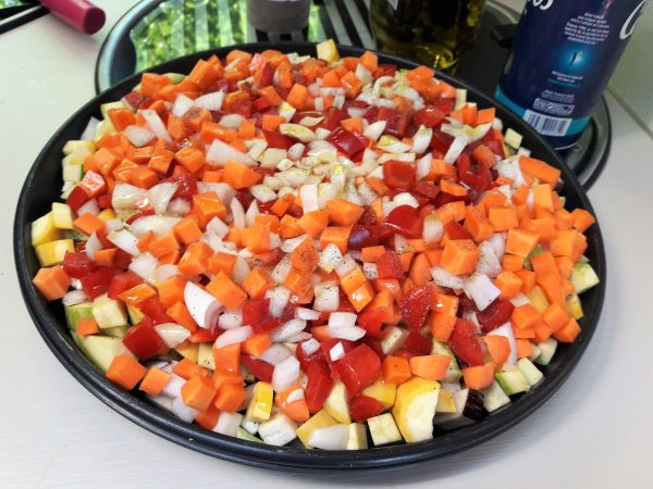 Brunoise de légumes sur plat crisp - La recette facile par Toqués 2 Cuisine