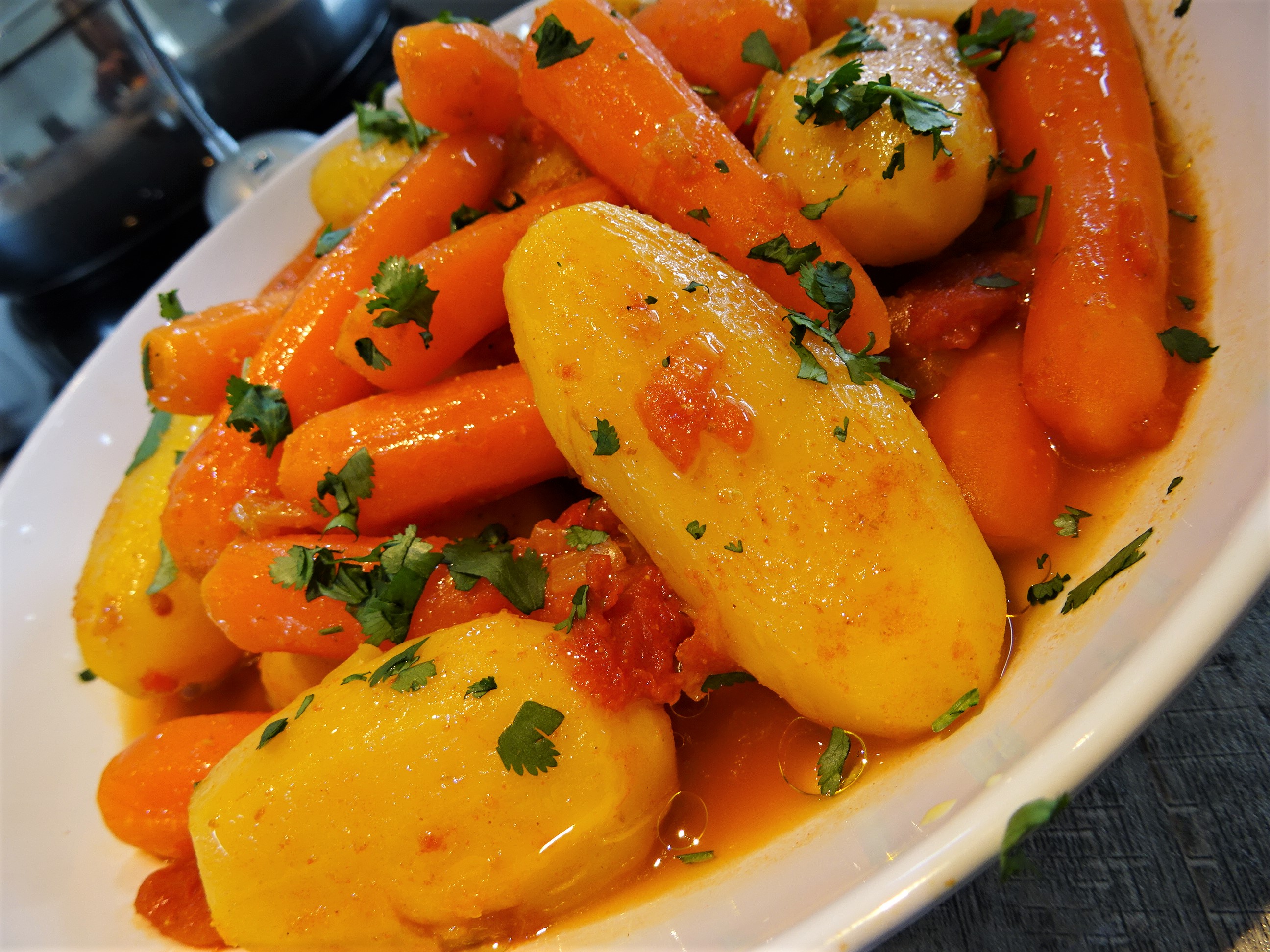 Pommes de terre et carottes épicées au Micro Minute - 1