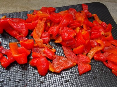 Tajine tomates poivrons et oeufs - 11