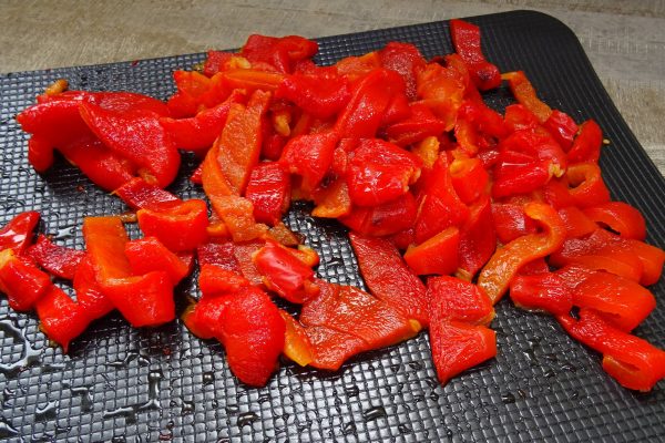 Tajine tomates poivrons et oeufs - 11