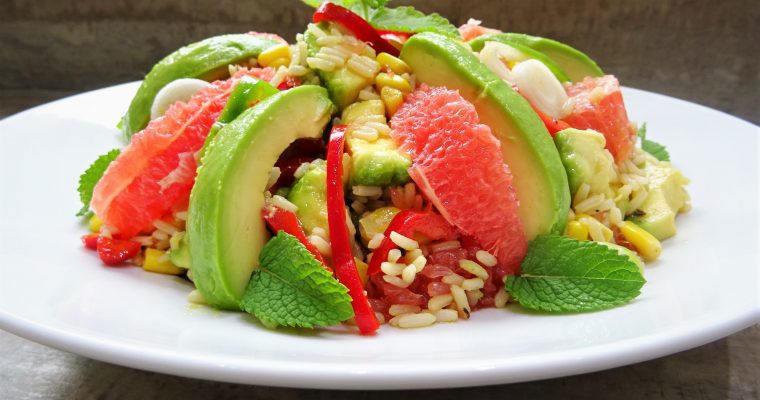 Salade de riz avocats pamplemousses