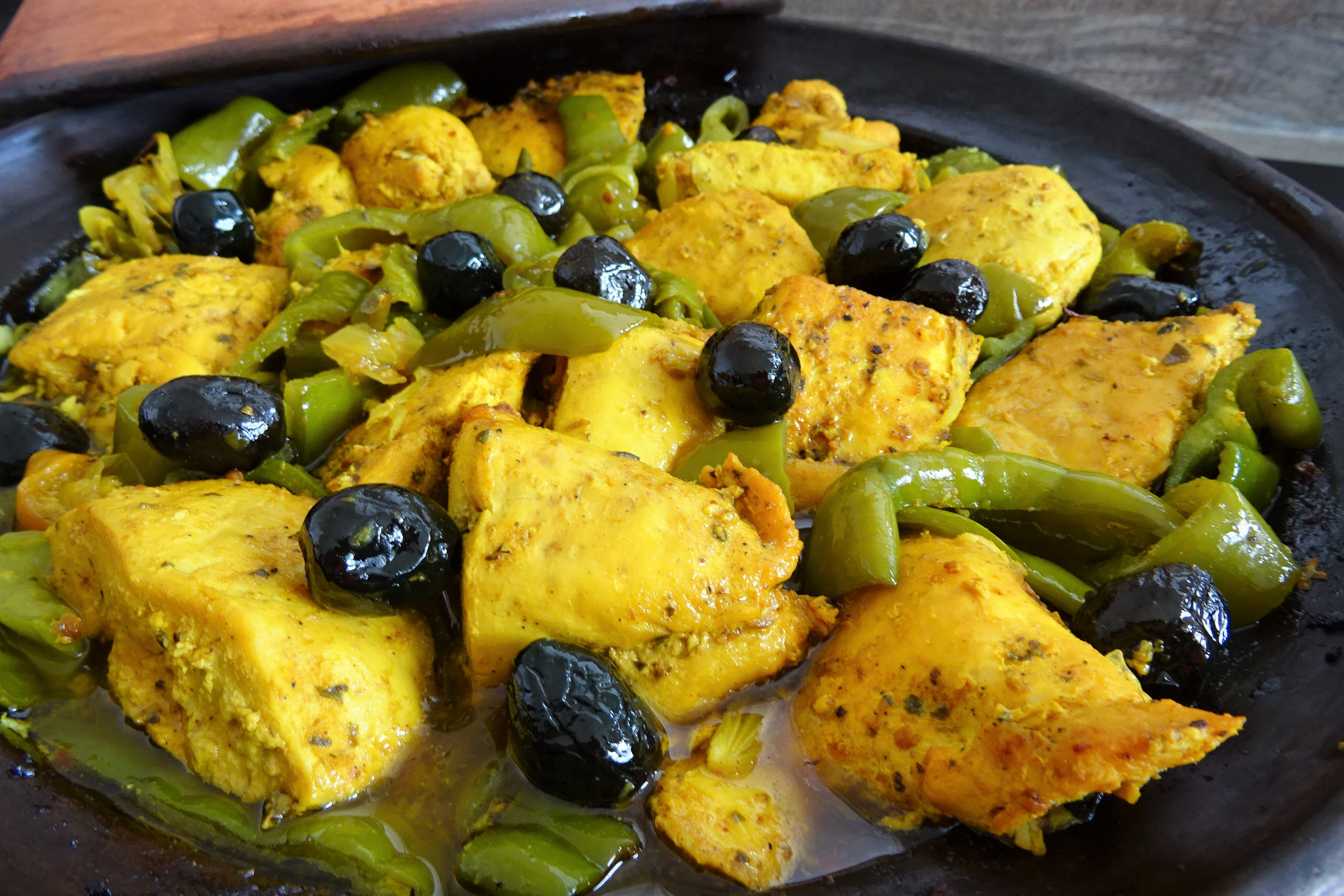 Tajine au poulet curry et poivrons verts - 1