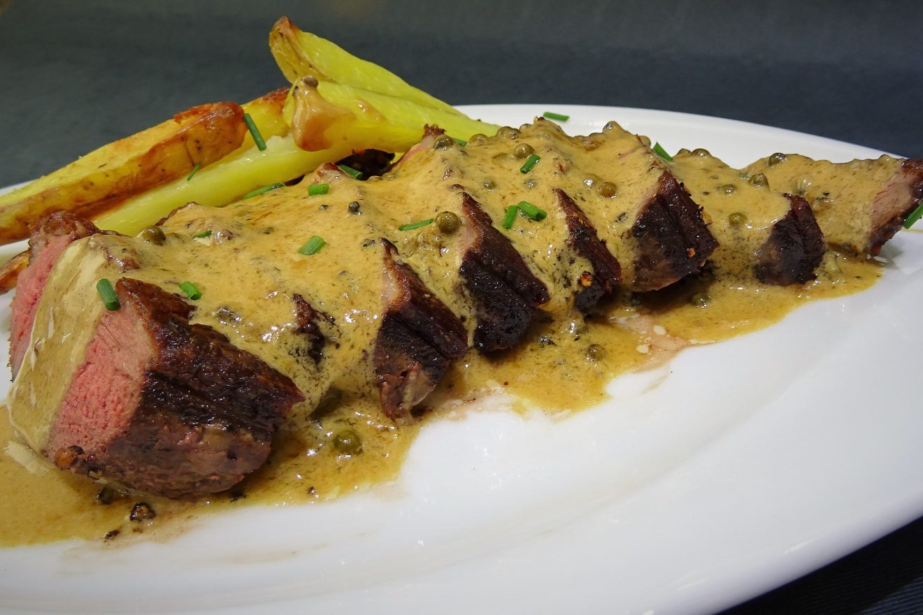 MAGRETS DE CANARD AUX DEUX POIVRES 598