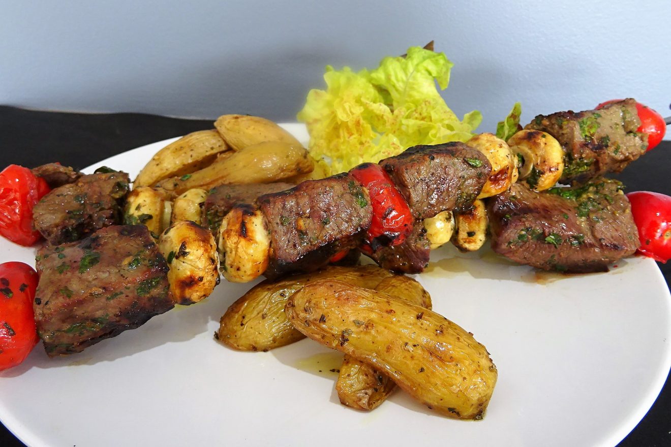 BROCHETTES DE BOEUF EN PERSILLADE 276