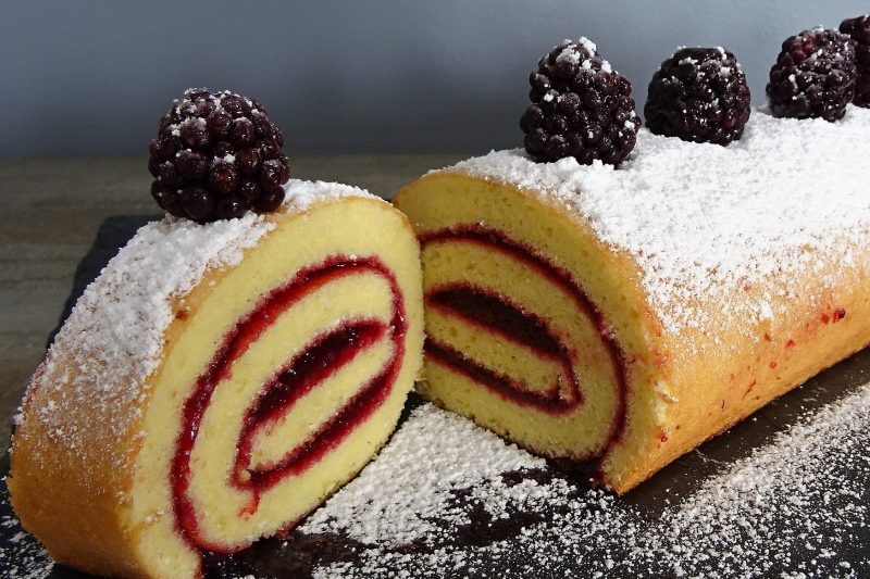 Gâteau roulé à la gelée de mûres - 6