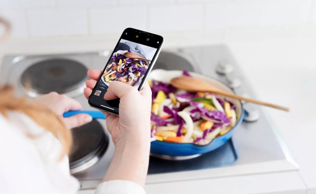 Comment les réseaux sociaux influencent nos habitudes alimentaires - 1