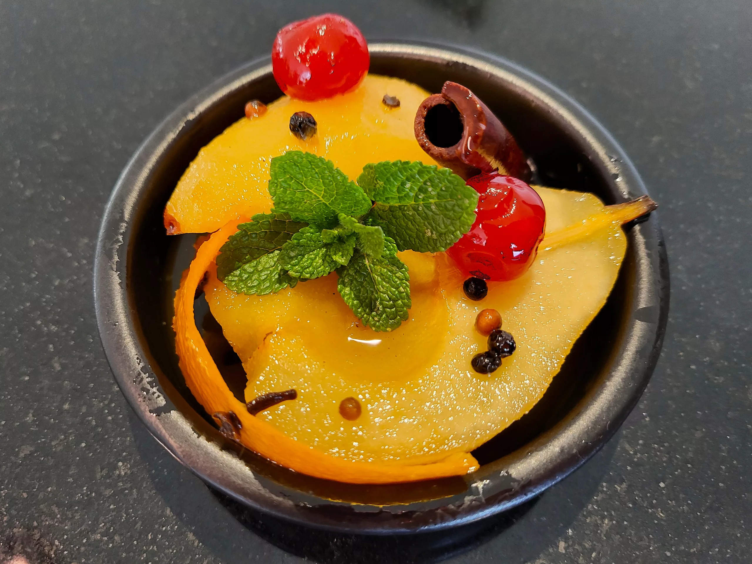 Poires pochées au Porto Blanc - 1